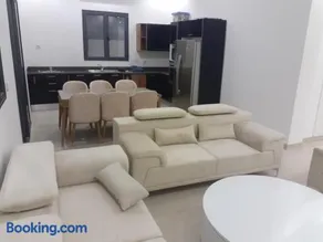 Lavilla - Image 2