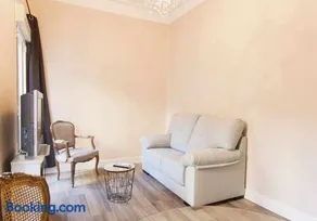 NEW. Moderno y elegante apartamento céntrico. - Image 3