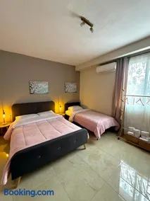 Sunny apartment 1 - Image 1