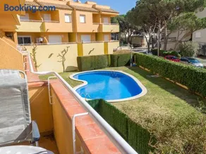 Apartamento en L'Escala con piscina y aparcamiento para 4 personas - ES-325-23 - Image 2