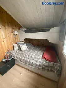 Luxurious, well-Equipped and modern Cabin by the Cross-Country Ski Trails - Image 3