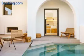 Ios Seaside house with sunset view and small pool - Image 1