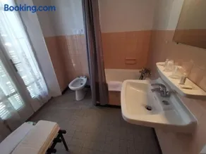 hotel le tourisme - Image 3