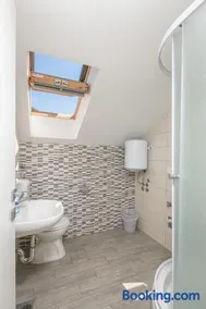 Country House Pansion - Image 5
