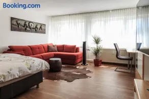 Haus Pia Executive Apartments - Image 3