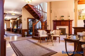 TB Palace Hotel & SPA - Image 2