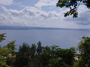 House B - with spacious terrace and beautiful view - Image 2