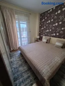 Effis Home Kastoria - Comfort and Serene Environment - Image 1
