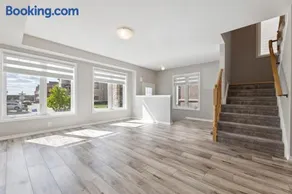 The Devineridge Executive House - Image 3