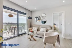 Appartamento con giardino, piscina e terrazza | Vista sulla spiaggia - Image 2
