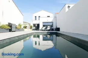 Grande maison avec piscine, proche océan, Les Sables, 6 personnes - Image 1