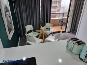 Accommodation Sydney City Centre - 1 Bedroom Apartment with Balcony - Image 2