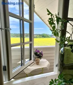 Towerhouse Apartment - Image 1