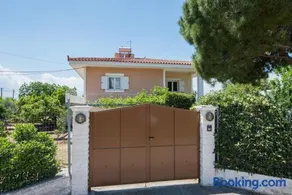 Emerald House - Image 1