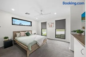 Swells On Northcote - Image 4