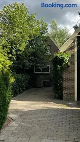 Guest Suite in Thatched Westfrisian Farmhouse 1878 - Image 4