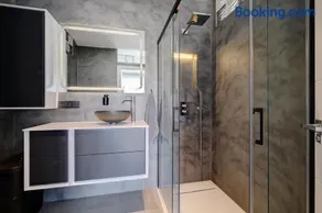 Penthouse DELUXE, Carolina Park, Marbella - Image 4