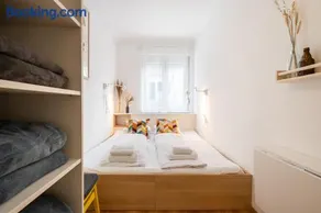 Luxe Living Apartment - Image 3