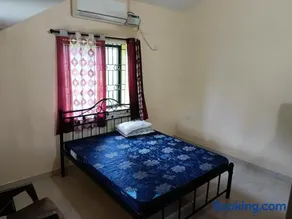 Yellow House Morjim - Image 4