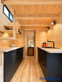 Tiny House atypique tout confort 4 pers jardin - Image 3