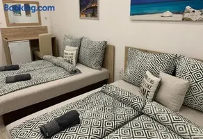Downtown Cosy-Rooms - Image 2