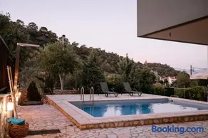 PETRINO VILLA Sxinos - Image 3