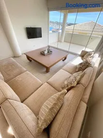 PH Marina Apartments - Image 3