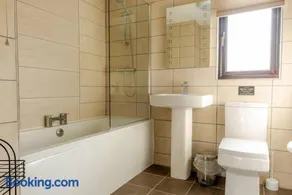 Wild Oats Lodge 9 - Yellowtop Country Park - Hot Tub - Yorkshire - Image 5