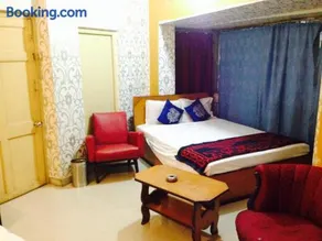 Hotel Bengal -100m from Park Circus 7 Point - Image 5