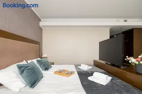 Apartament prywatny w hotelu - Image 4