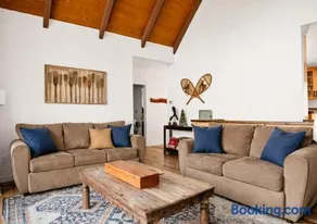 Timberlake Chalet | Gather | Unwind | Nature - Image 4