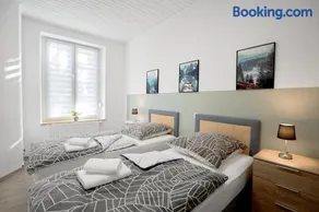 Rudi Homes Essen #1 - Image 1