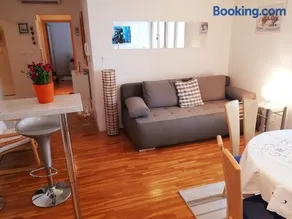 Apartment Ante - Image 1