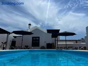 Nazaret Villa with heated pool - Image 1