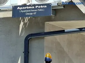 Apartment house Petra - Image 1