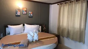 ทุ่งทองรีสอร์ท - Image 1