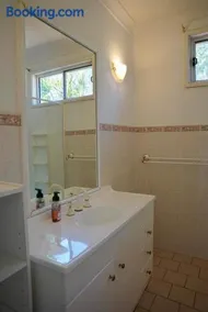 Inlet Retreat - Image 3