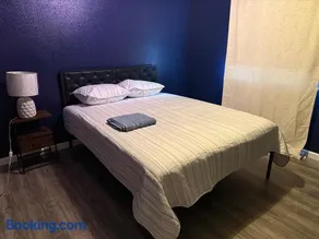 Family Friendly 4BR Home Near Parks & Dining - Image 3