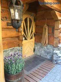 Exclusive log house with panoramic fjord views - Image 3