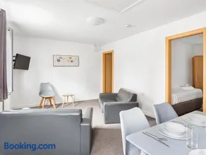 Apartment 40- Ukc9139 - Image 2