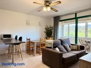Apartamento 1 con Piscina en Llança - Image 2