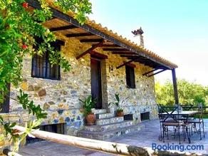 La Casita de Piedra - Image 1