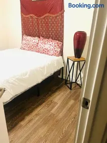 The LagoonSide LoungeAway - Image 3