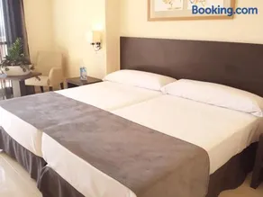 Hotel Adaria Vera - Image 2
