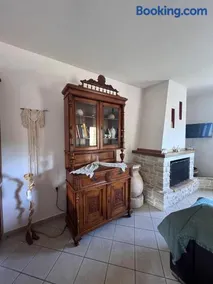 KAZARMA Luxury House - Image 2