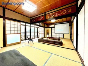 海を眺めながらのんびり時間を過ごす家 - Image 3