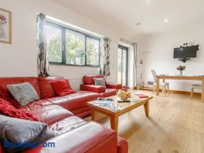 1 Bed in Callington oc-54344 - Image 3