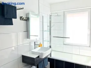 Schöne, neue Ferienwohnung am Rhein und mit Balkon - Image 4
