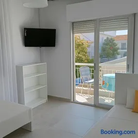 Balcony Sea Hanioti Stay - Image 4