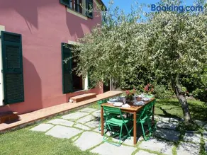 Olive Press Lodge - Image 4